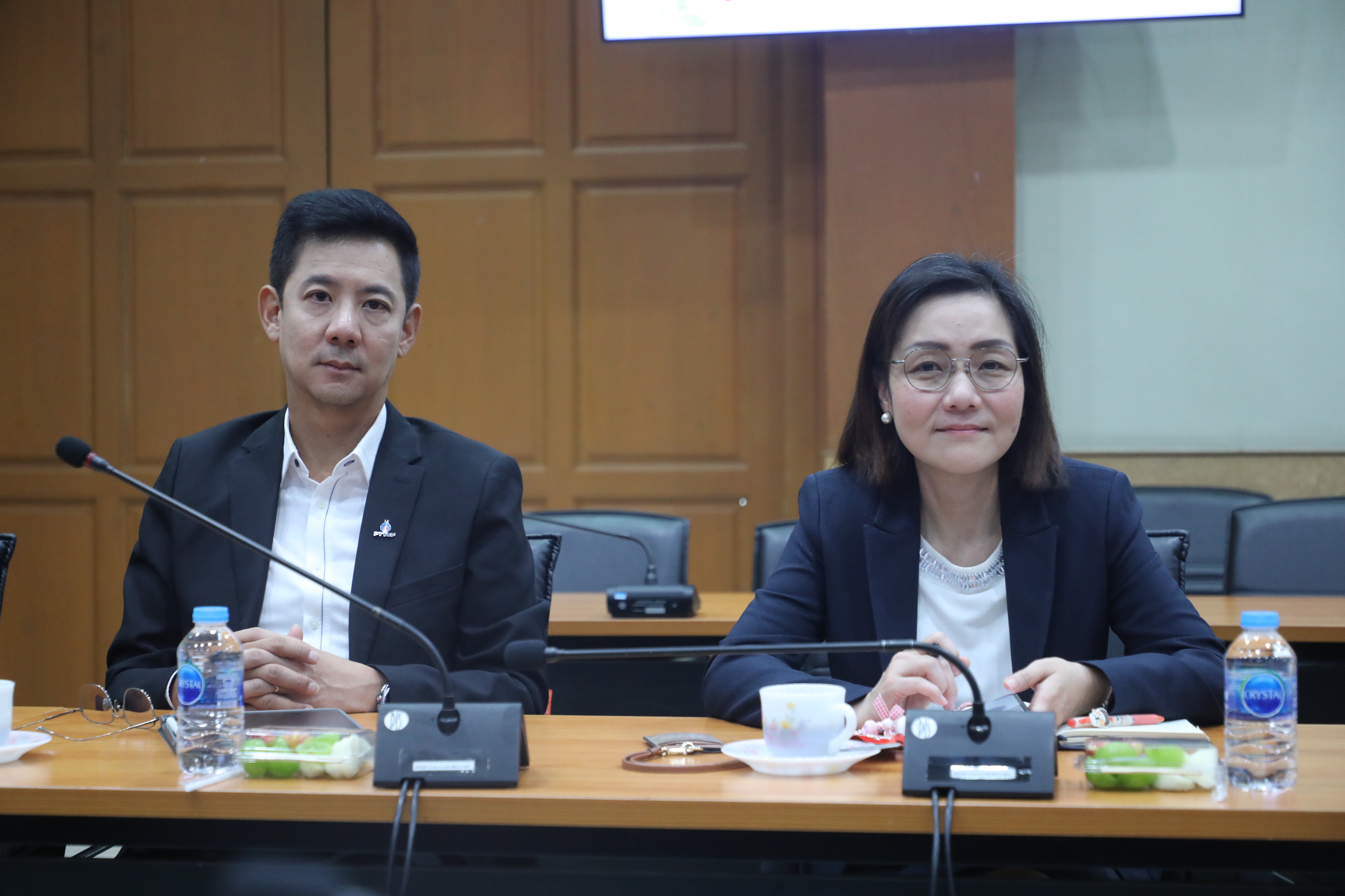 title - ส.ป.ก. ประชุมเรื่องการขออนุญาตใช้ประโยชน์ที่ดินและการเก็บค่าตอบแทนการใช้ประโยชน์ที่ดินในเขตพื้นที่สำนักงานการปฏิรูปที่ดินเพื่อเกษตรกรรมต่อการประกอบกิจการปิโตรเลียม